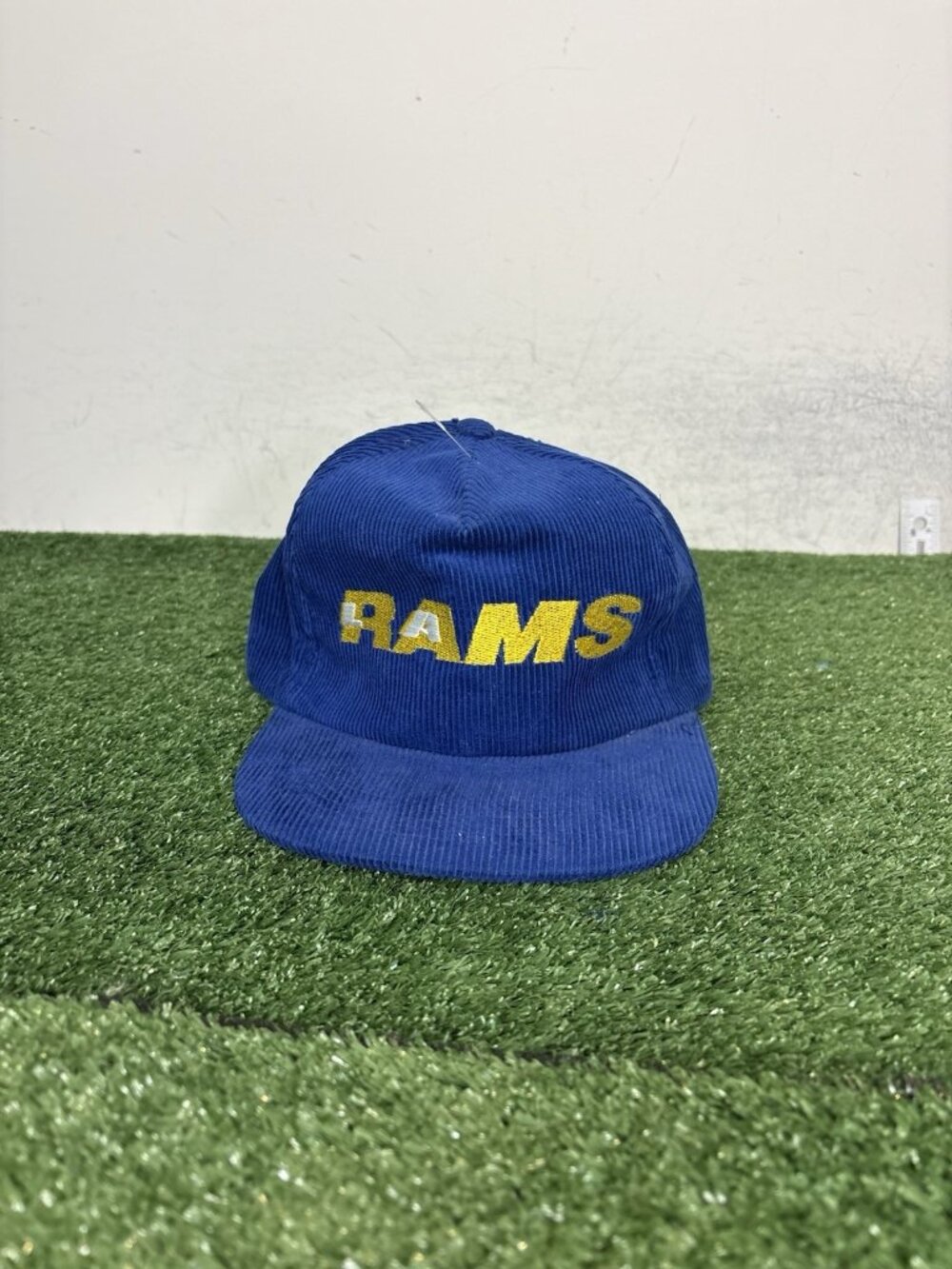 Vintage Los Angeles Rams hat cap snap back blue starline corduroy mens NFL